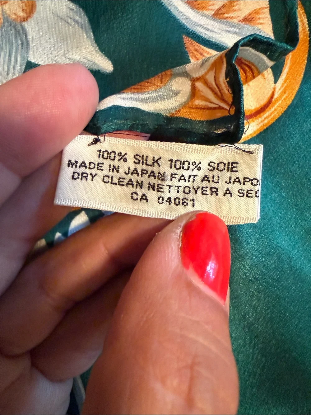 Anne Klein Collection XIIX Vintage 100% Silk Scarf
